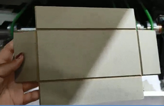Automatische Pappschneidemaschine, Papierv, das Maschine fugt