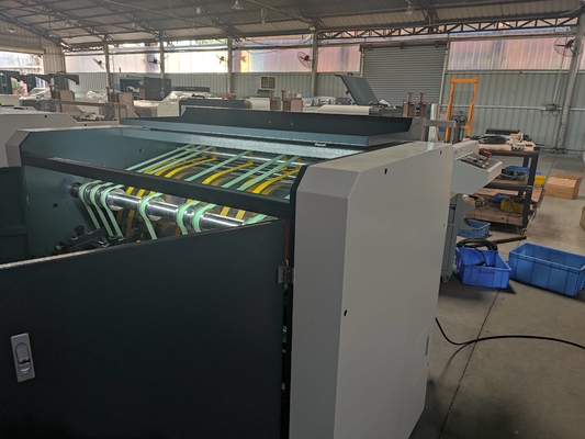 Automatische Hochgeschwindigkeitskarton-kartonpapier-MDF-Board-Grooving-Slotting-Maschine