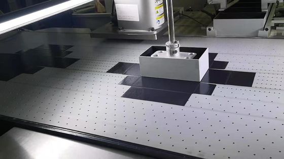 Vollautomatische Steifbox-Herstellungsmaschine für die visuelle Positionierung von Boxen