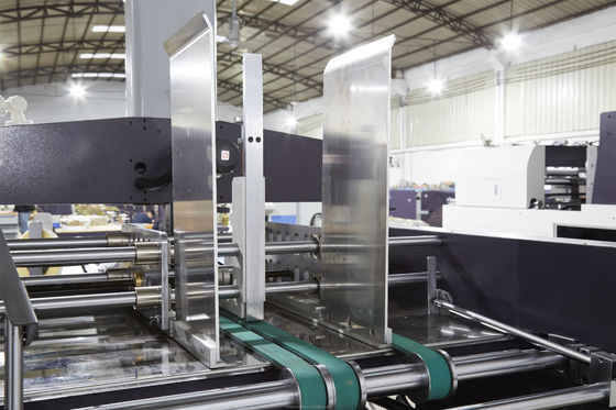 Parfümieren Sie die Kasten-Ecke, die Uhr-den Karton der Maschinen-920kg klebt, der Maschine klebt