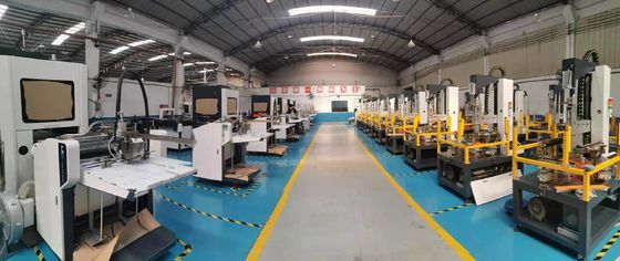 Klebende Papiermaschine und Kasten-doppelte Pressmaschine mit hoher Arbeitsgeschwindigkeit