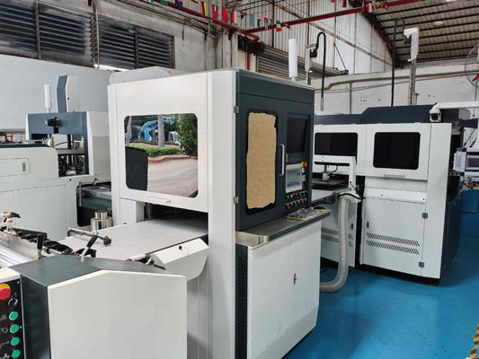 L750XW580mm-süße PapierKartoniermaschine-Verpackenkasten-Produktionsmaschine