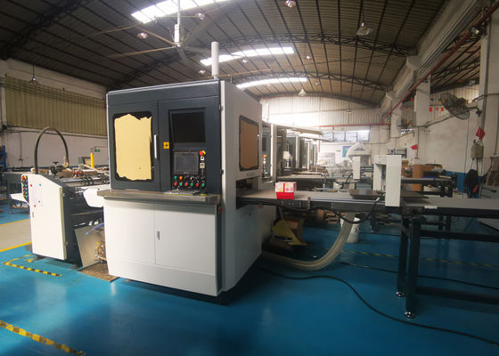 Luxusschuhkarton, der Maschine L5981XW3182XH2103mm mit dem Kleben der Positionierung herstellt