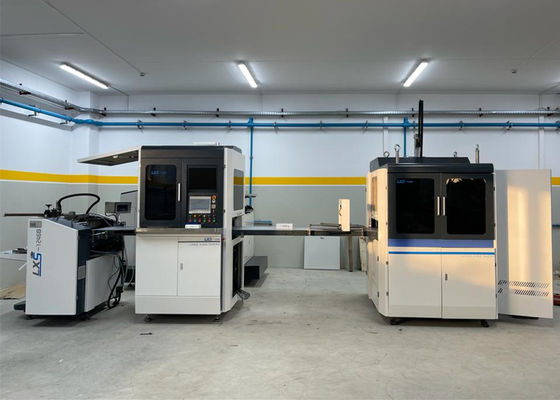 Automatischer intelligenter verpackender steifer Mobiltelefon-Kasten, der Maschine mit autoamtic Einstellungsfunktion herstellt