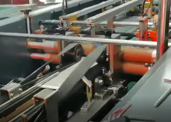 Hartfaserplatten-Kasten-Falten-Maschinen-vollautomatische Handy-Abdeckung, die Maschine herstellt