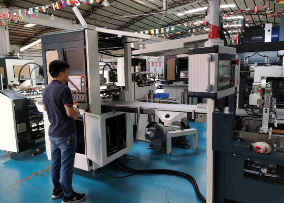 Steifer industrieller Tray Packaging Box Making Machine für die Verpackung des Kastens