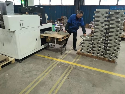 100 - Schaltkasten-Ecke PLC-200pcs/min, die Maschine klebt