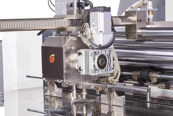 Steifer Kasten, der Maschine mit dem Doppelkasten einwickelt den Teilschmuckkasten herstellt Maschine herstellt
