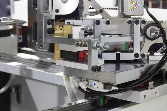 automatische Ecke der Pappschachtel-380V, die Maschine klebt
